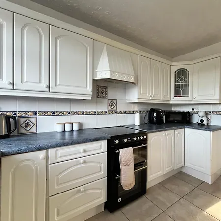 Tile Cross Entire - Near Airport, Nec & Appartement Birmingham