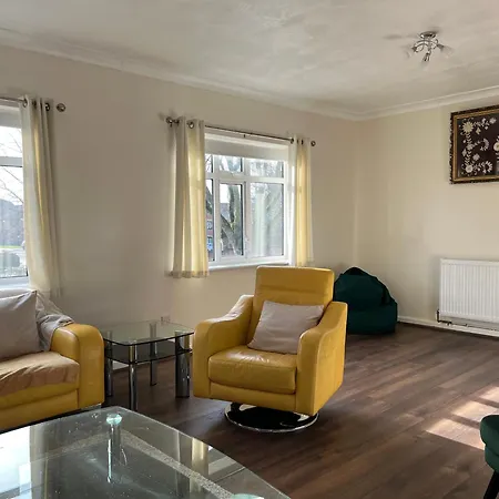 Tile Cross Entire - Near Airport, Nec & Appartement Birmingham
