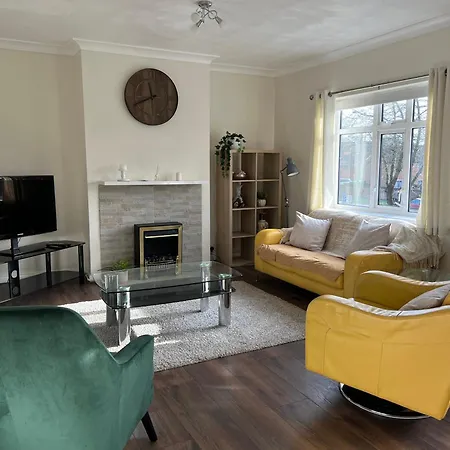 Daire Tile Cross Entire - Near Airport, Nec & *